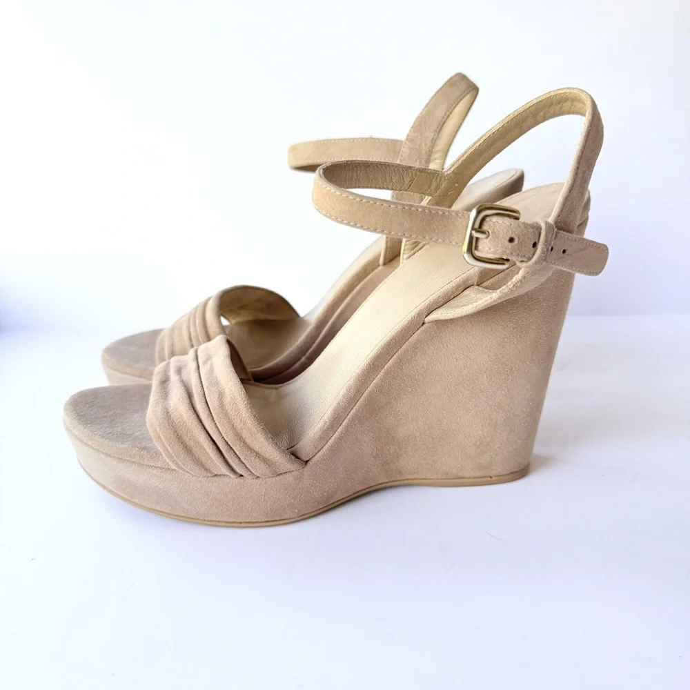 Stuart Weitzman Sundraped Tan / Beige Suede Wedge Ankle Strap Sandals 8.5